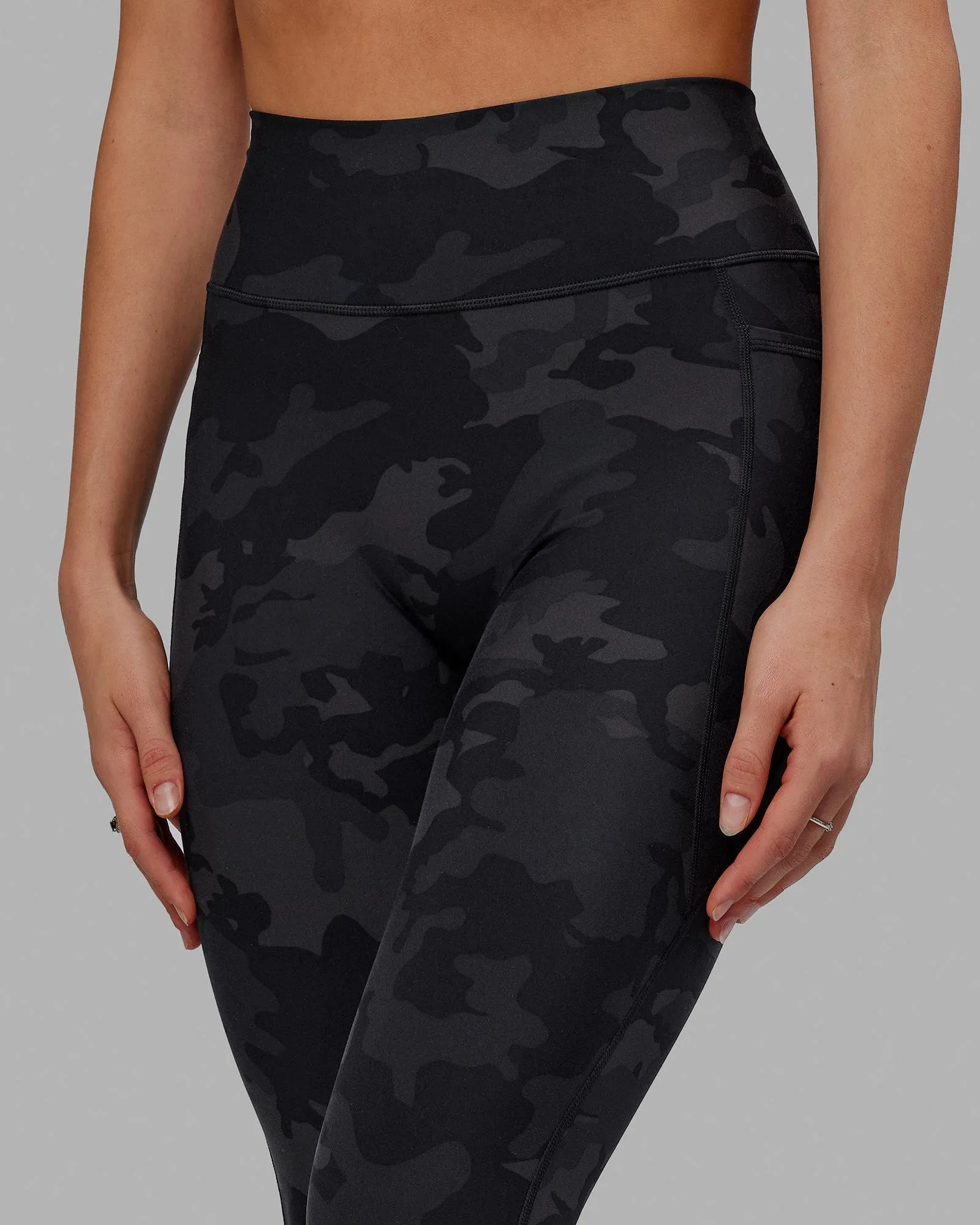 Fusion 7/8 Length Leggings - Black Camo