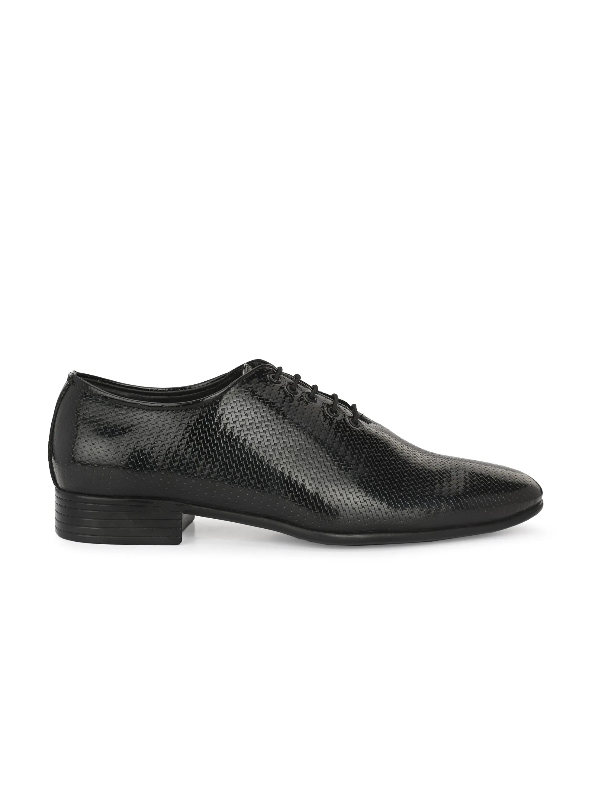 Guava Men's Black Textured Onecut Lace Up Formal Shoes (GV15JA837)