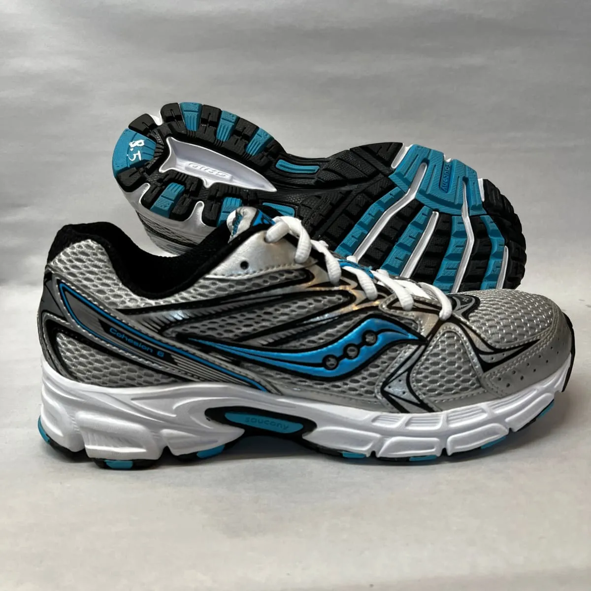 SAUCONY Women's Grid Cohesion 6 -Silver/ Lt. Blue- Running Shoe -Preowned