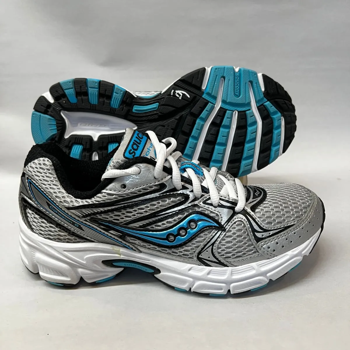 SAUCONY Women's Grid Cohesion 6 -Silver/ Lt. Blue- Running Shoe -Preowned